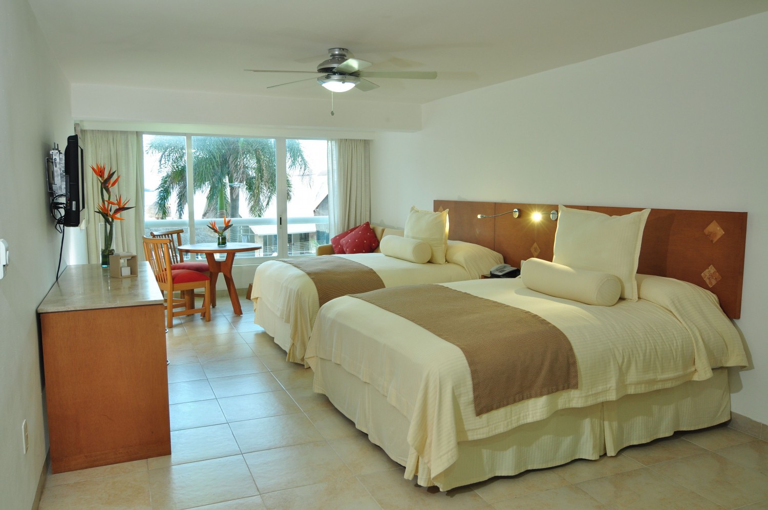 ocean club suites cancun